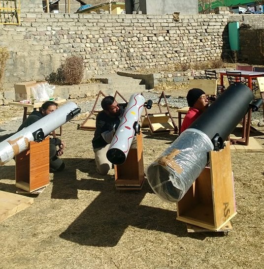 Telescopes in Kaza (image credit: Hotel Deyzor)
